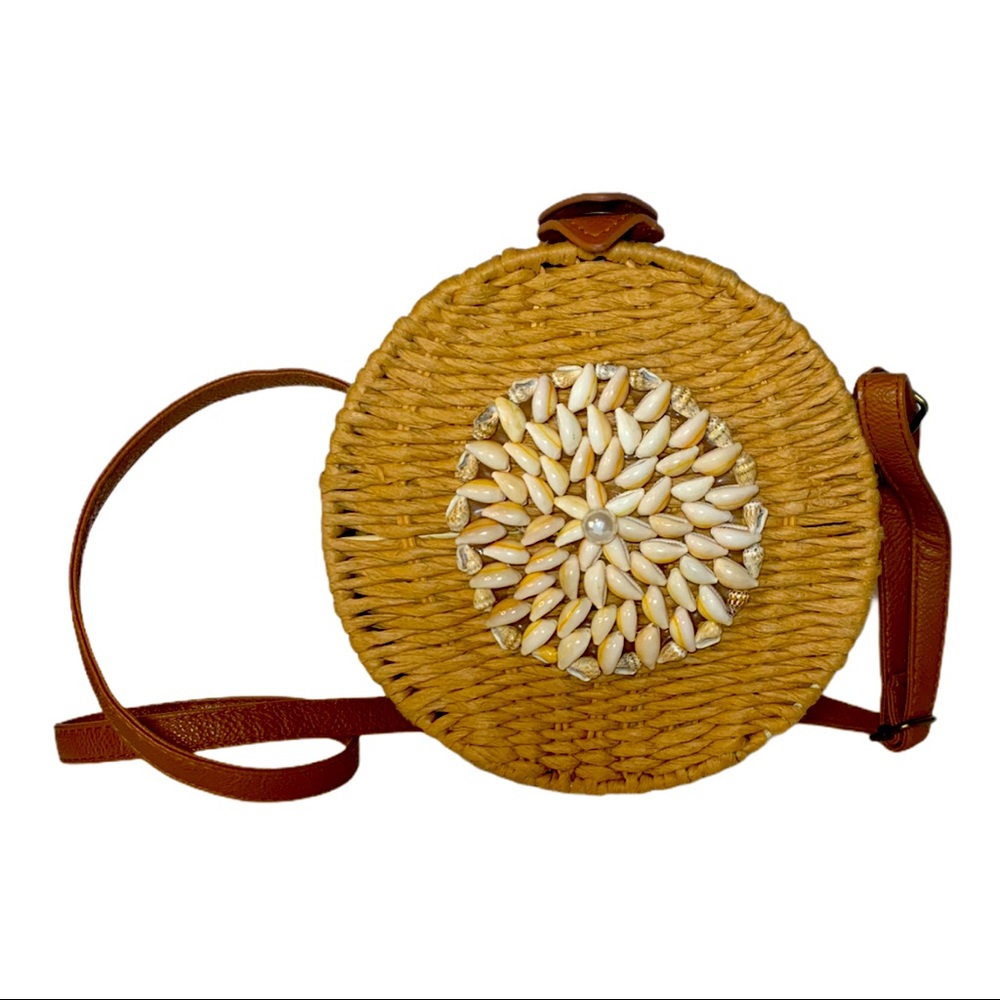 Sea shell Round Faux Brown Leather Strap Straw Bag